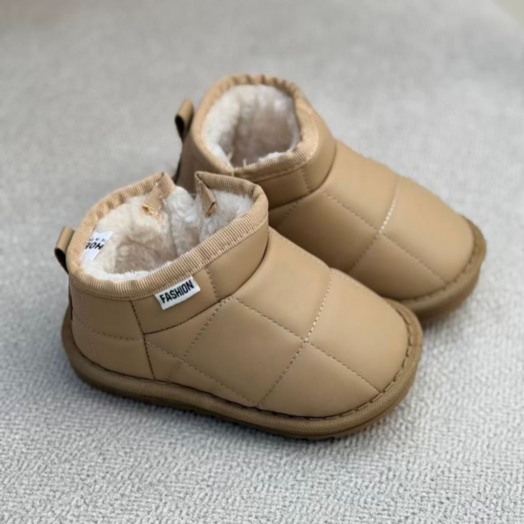 خرید اینترنتی قیمت بوت بچگانه نیمساق شنل دوزی از کاشوز کد 4091604