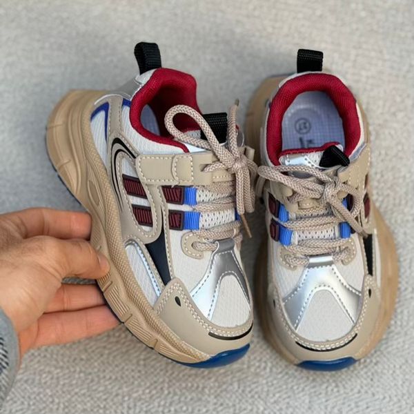 کتونی بچگانه طرح دوخط از KAKA کد 4091601