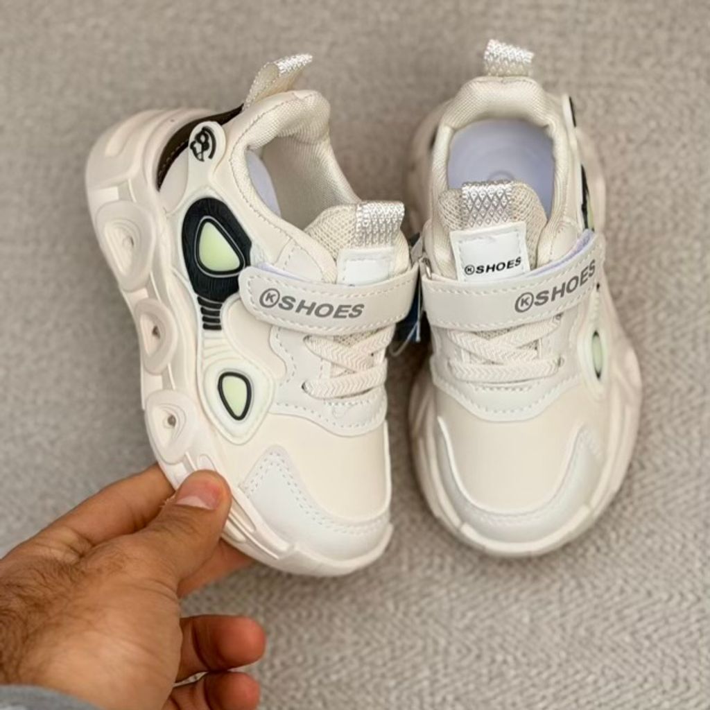 خرید اینترنتی قیمت کتونی بچگانه طرح B از کاشوز کد 4091602