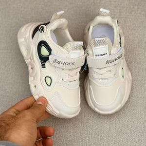 خرید اینترنتی قیمت کتونی بچگانه طرح B از کاشوز کد 4091602