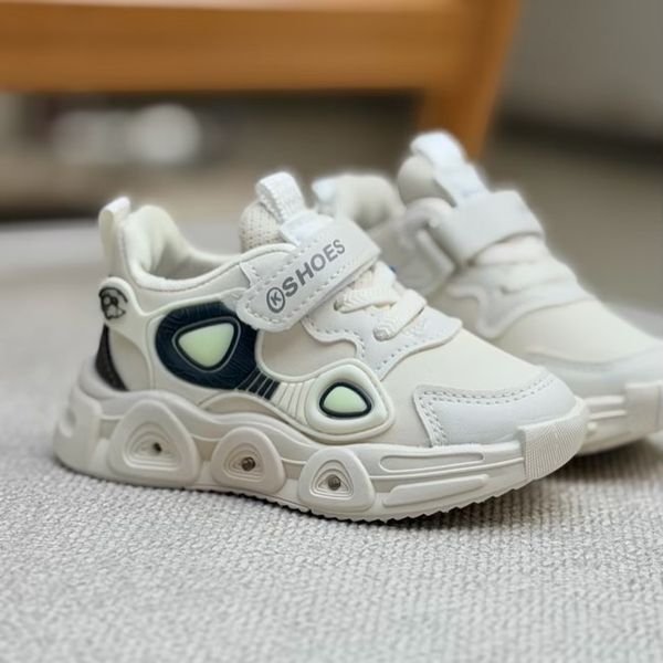 کتونی بچگانه طرح B از کاشوز کد 4091602