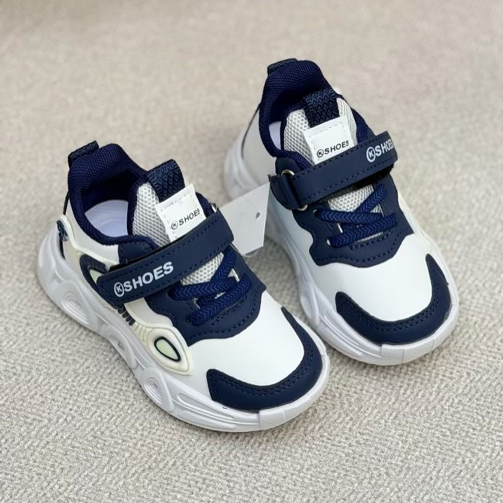 خرید اینترنتی قیمت کتونی بچگانه طرح B از کاشوز کد 4091602