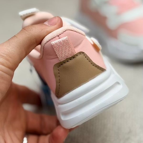 کتونی بچگانه طرح B از کاشوز کد 4091602