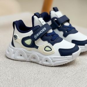 خرید اینترنتی قیمت کتونی بچگانه طرح B از کاشوز کد 4091602