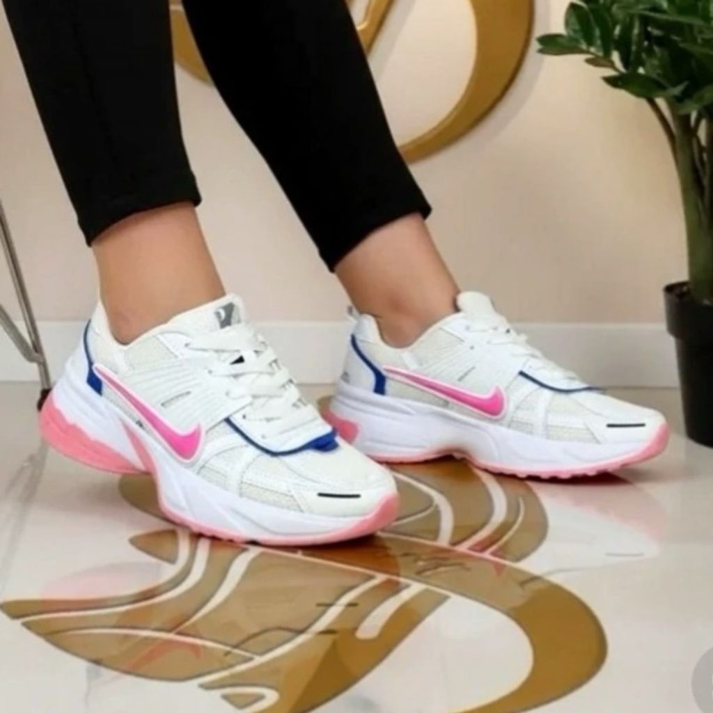 خرید اینترنتی کفش اسپرت زنانه و دخترانه مدل وی تو کی اصل