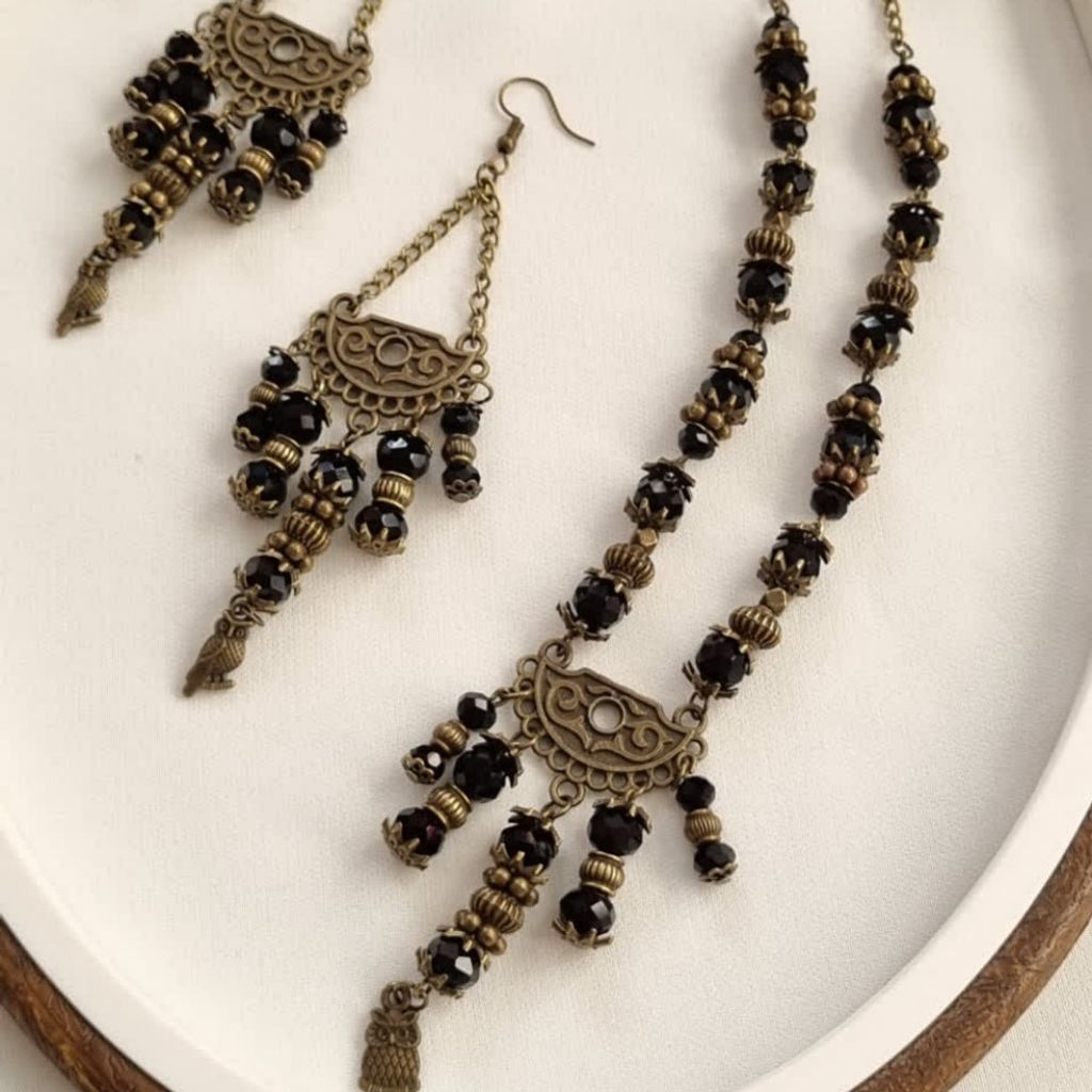 قیمت ارزان گردنبند و گوشواره