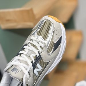 خرید اینترنتی قیمت کتونی نیوبالانس 530  کد 4071306