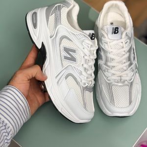 خرید اینترنتی قیمت کتونی بچگانه طرح نیوبالانس 530 از کد 4072002