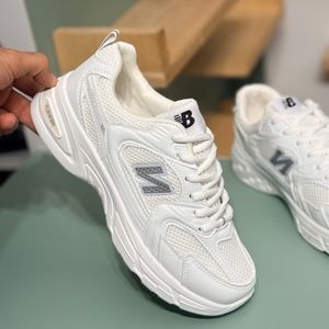 خرید اینترنتی قیمت کتونی بچگانه طرح نیوبالانس 530 از کد 4072002