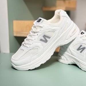 خرید اینترنتی قیمت کتونی بچگانه طرح نیوبالانس 530 از کد 4072002