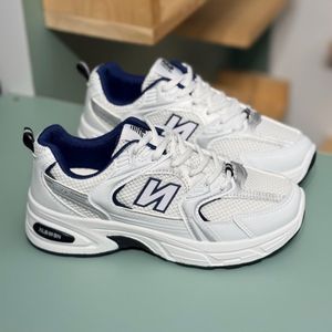 خرید اینترنتی قیمت کتونی بچگانه طرح نیوبالانس 530 از کد 4072002