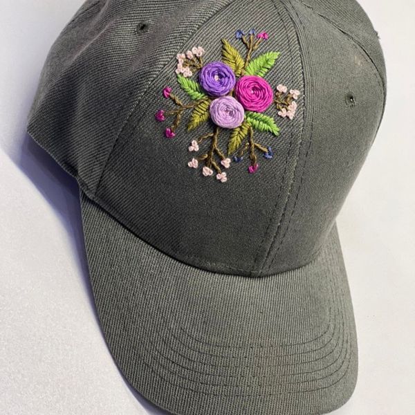 کلاه گلدوزی شده