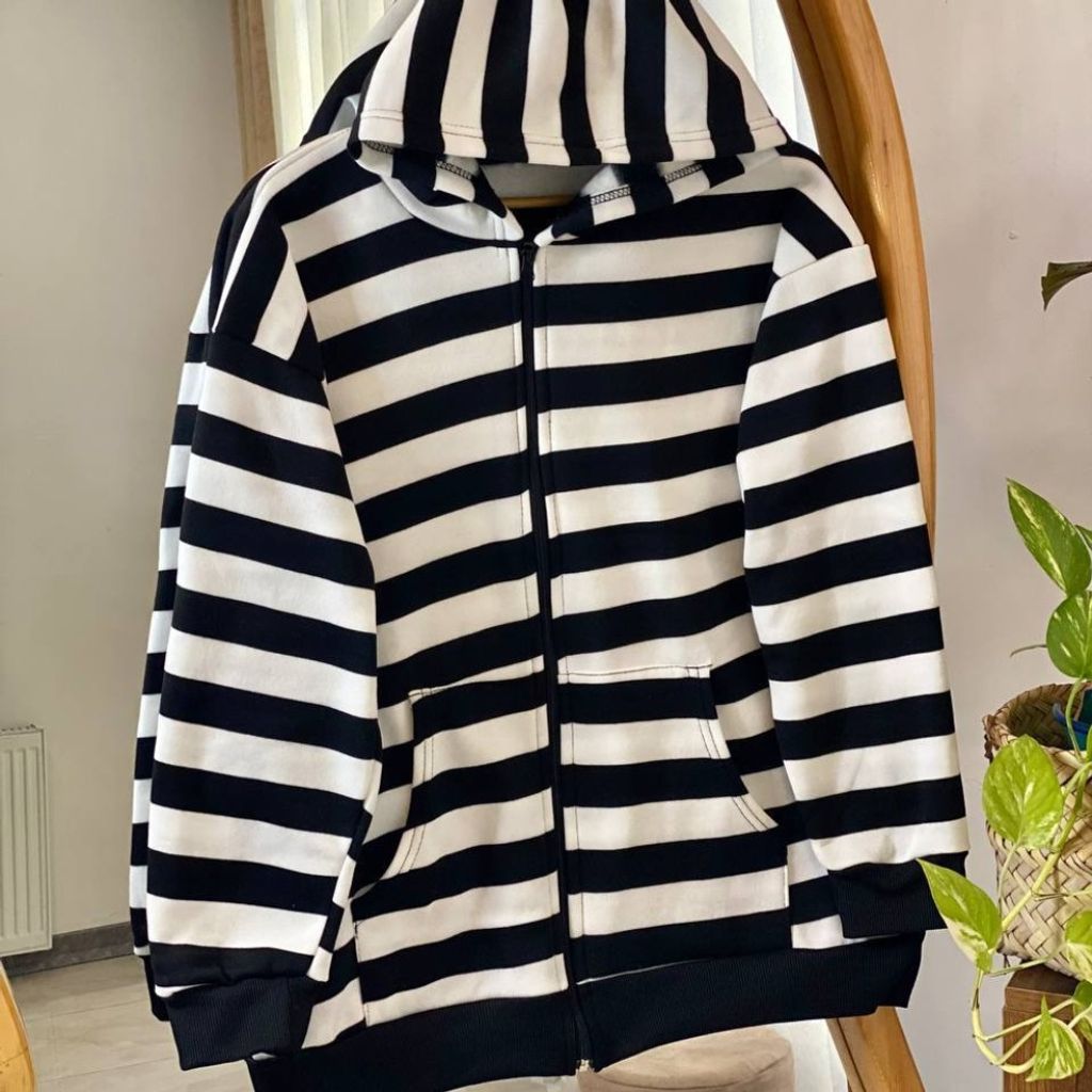 قیمت : سویشرت راه راه