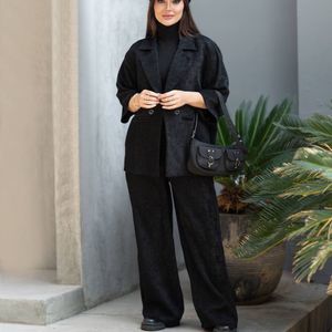 فروش اینترنتی ست کت شلوار مزونی مخمل خاویاری