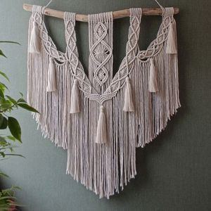 دیوارکوب مکرومه طرح پونه