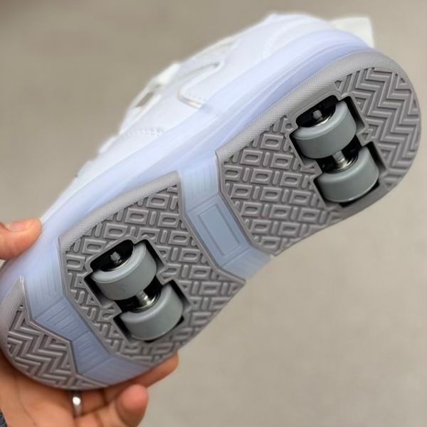 کتونی بچگانه اسکیتی طرح BAB کد 4091702