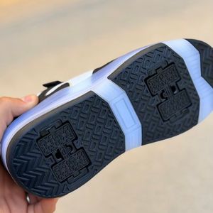 کتونی بچگانه اسکیتی طرح BAB کد 4091701