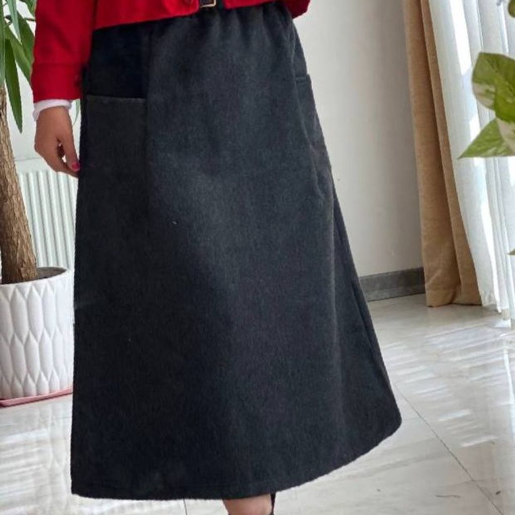 مشخصات 🖋نام : دامن فوتر