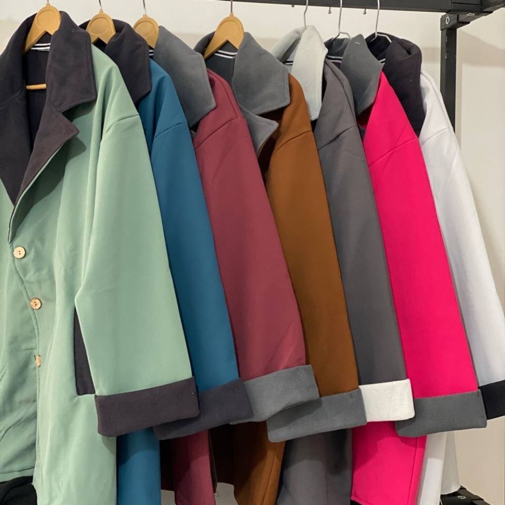 قیمت نام : پالتو بارانی سانتانا