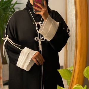 قیمت ارزان : مانتو عبایی پاپیون سفید