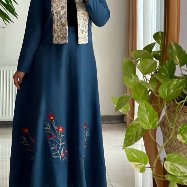 کت دامن گلدوزی دلسا