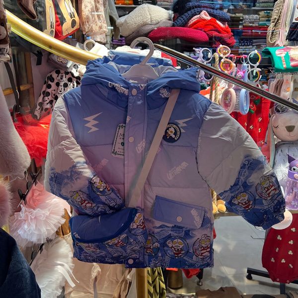 کا‌پشن پسرانه فضانورد