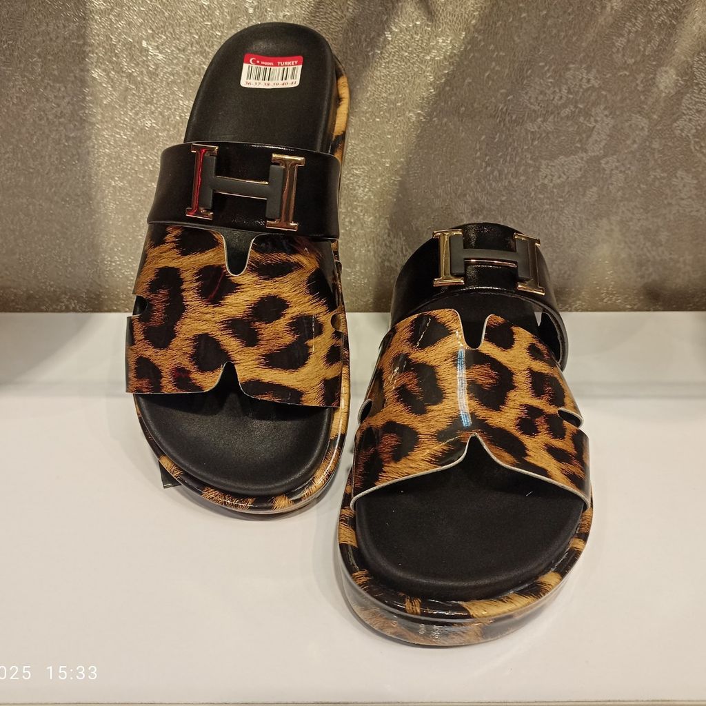 خرید انلاین سندل طرح پلنگی