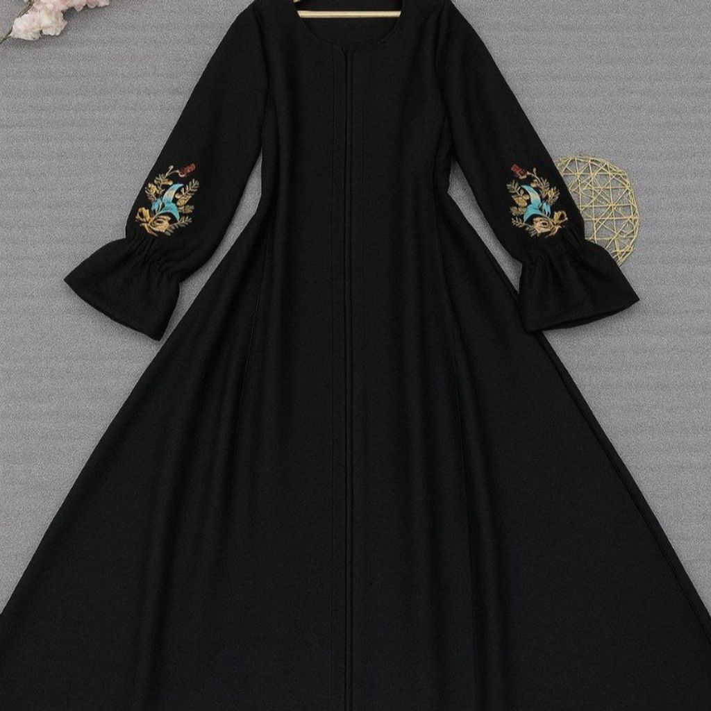 مشخصات : مانتو جورجینا جنس : ابروبادی اعلا