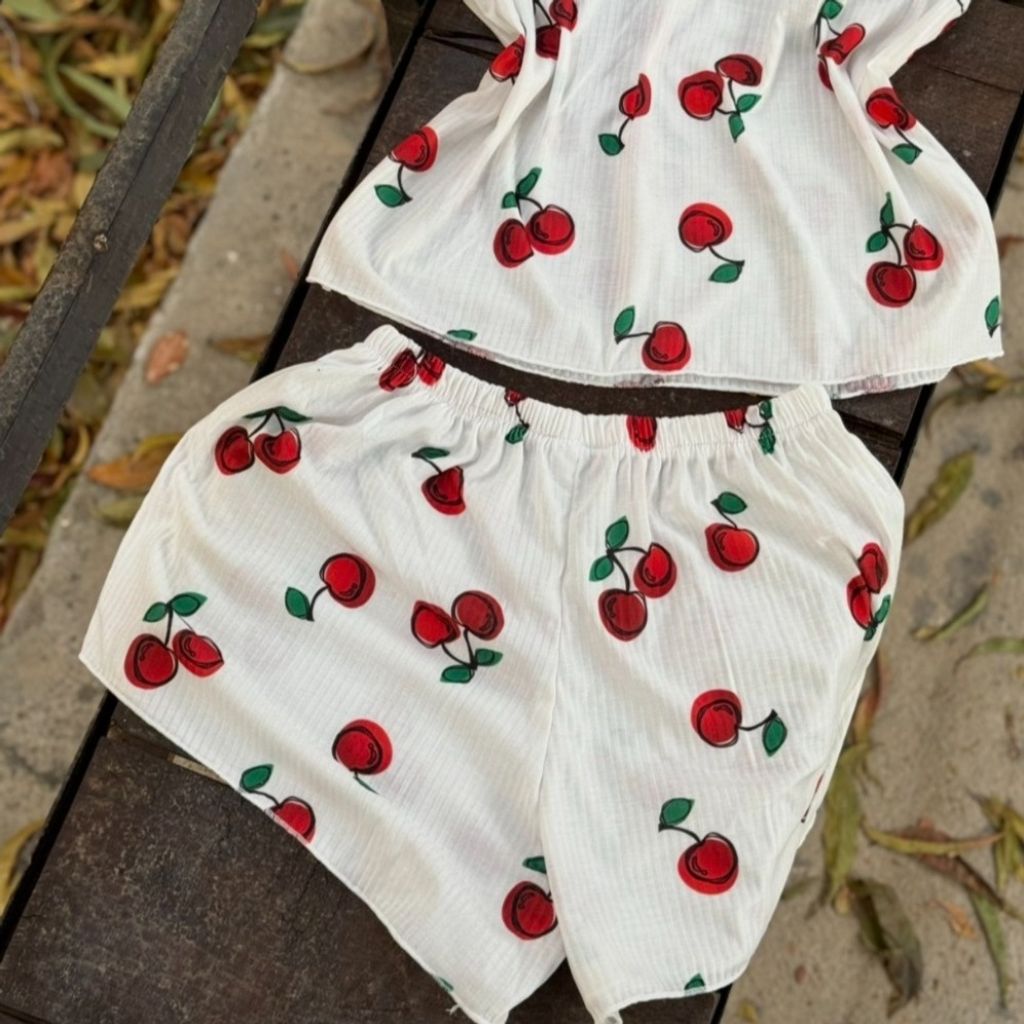 خرید اینترنتی تاپ و شلوارک نخی