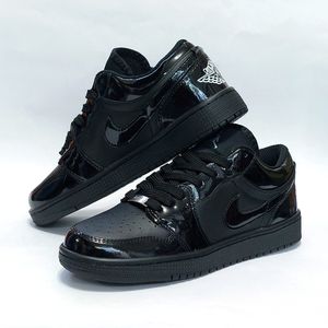 خرید آنلاین کتانی نایک جردن وان لو ورنی Nike jordan low