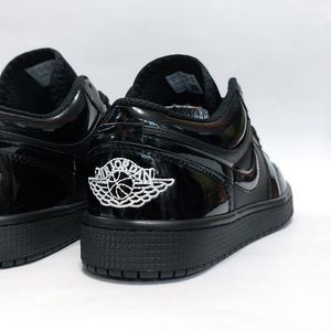 فروش اینترنتی کتانی نایک جردن وان لو ورنی Nike jordan low