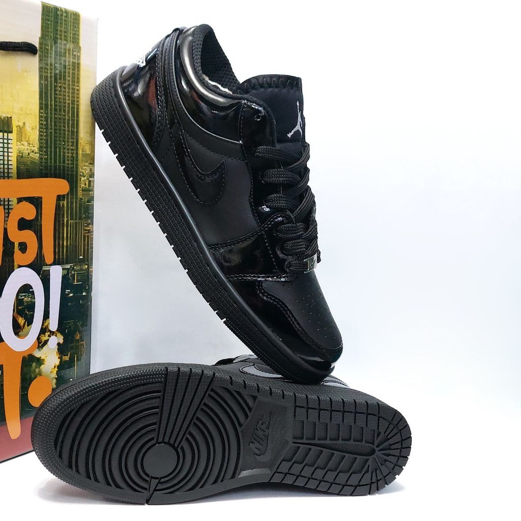 قیمت ارزان کتانی نایک جردن وان لو ورنی Nike jordan low