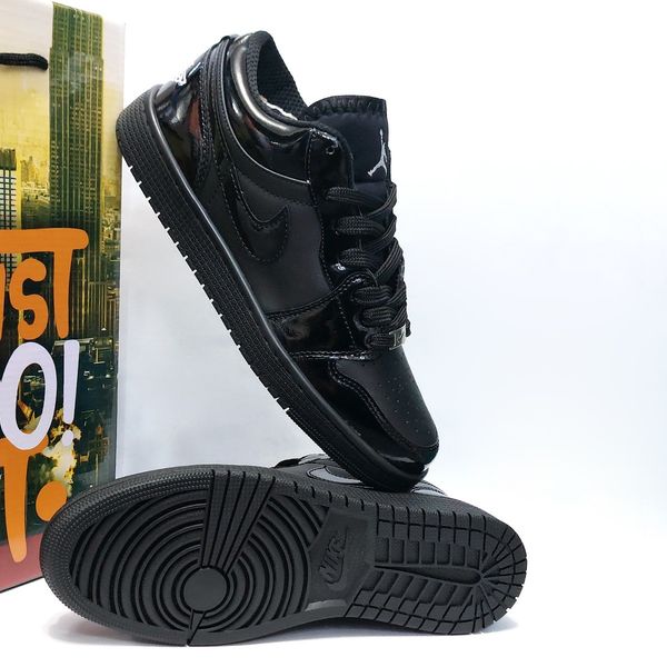 کتانی جردن وان لو ورنی Nike jordan low