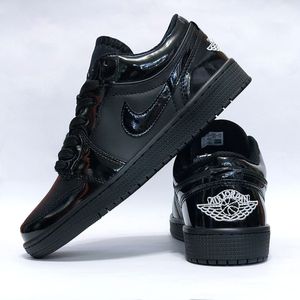 کتانی نایک جردن وان لو ورنی Nike jordan low