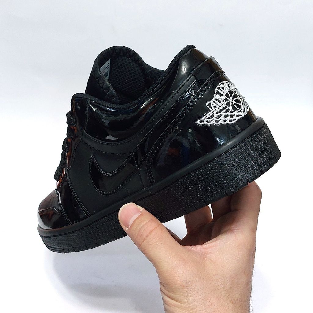 خرید اینترنتی کتانی نایک جردن وان لو ورنی Nike jordan low