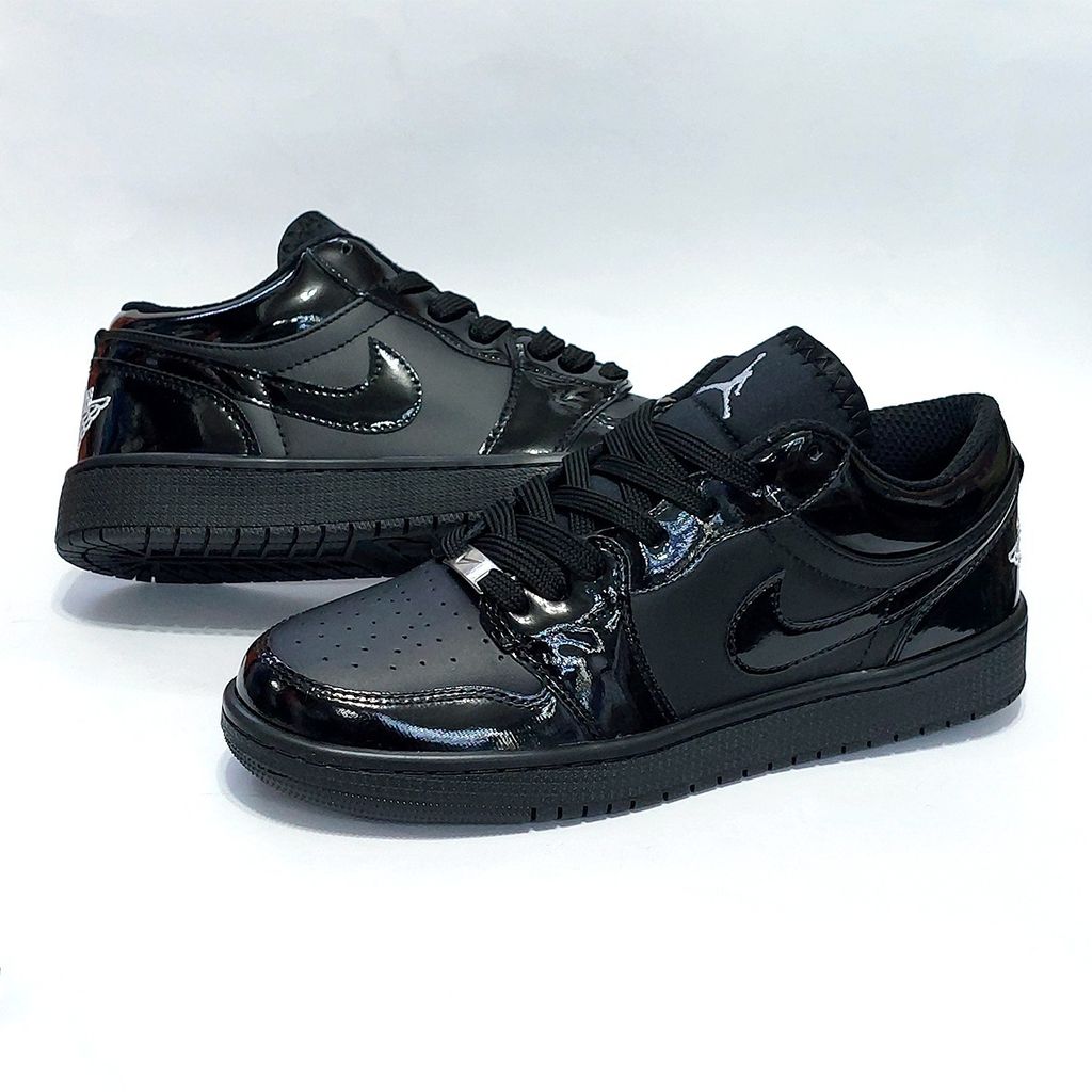 مشخصات کتانی نایک جردن وان لو ورنی Nike jordan low