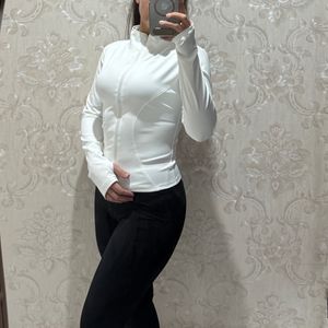 فروش اینترنتی سویشرت ورزشی زنانه