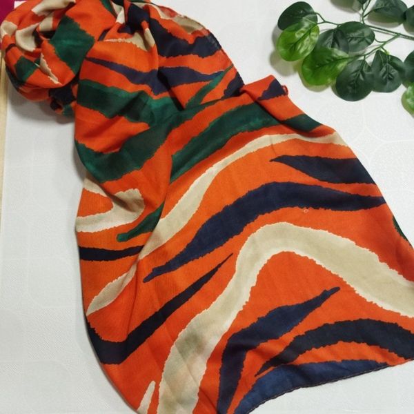 شال نخی زنانه sh6ty