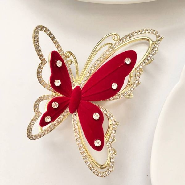 کلیپس مجلسی پروانه مخملی