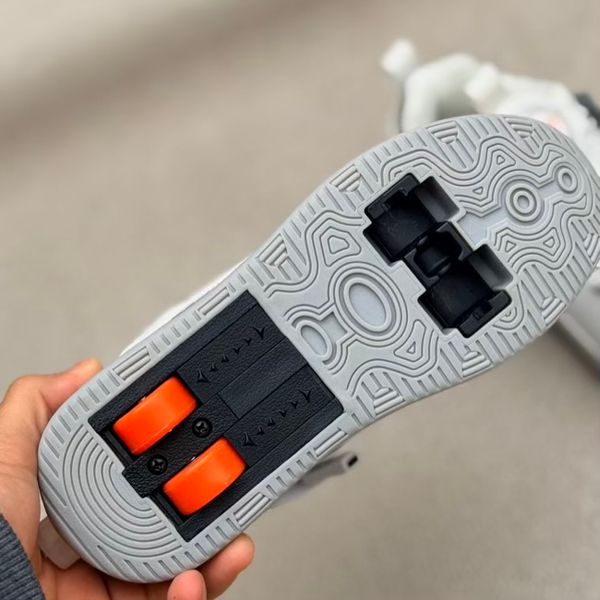 کتونی بچگانه اسکیتی طرح Fire کد 4091801