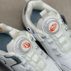 خرید اینترنتی قیمت کتونی بچگانه اسکیتی طرح Fire کد 4091801