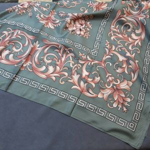 روسری ابریشم تیویل