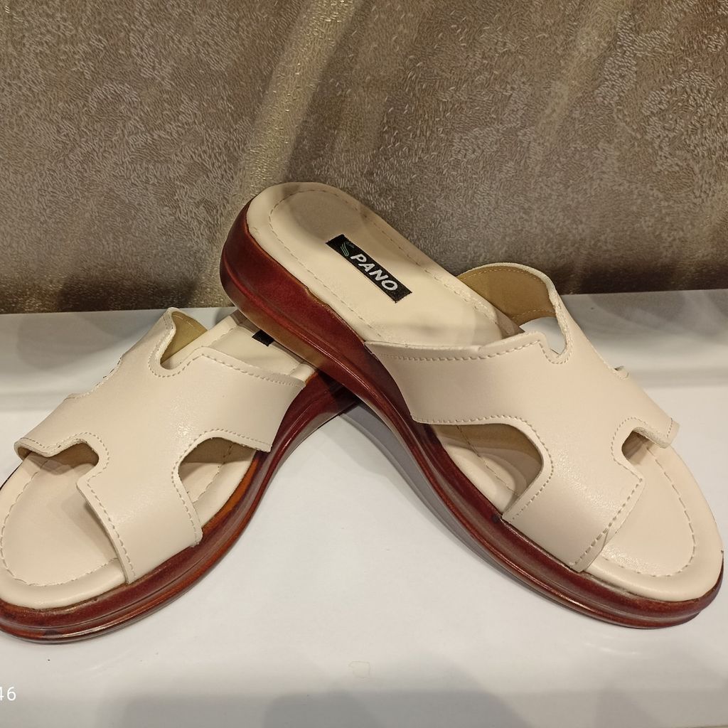 فروش اینترنتی سندل چرم پانو