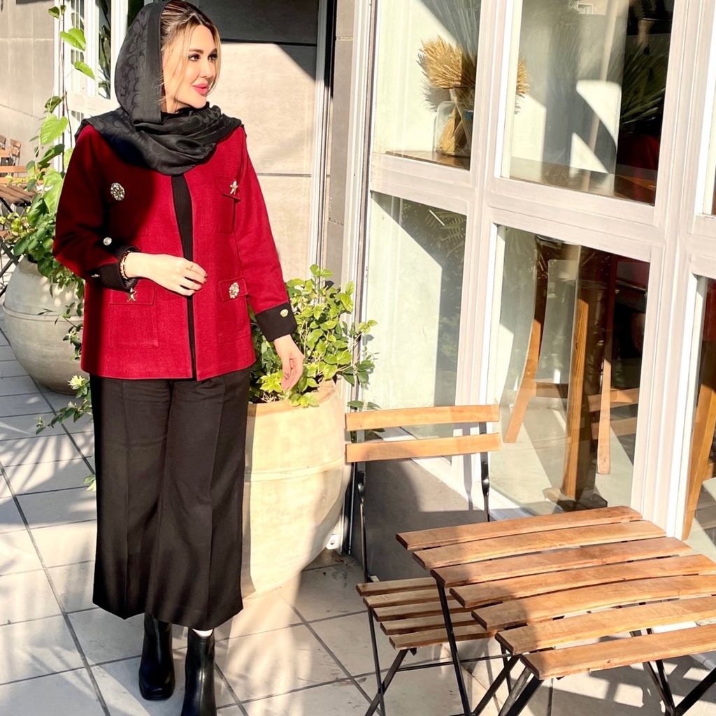 مشخصات ست کت و شلوار نیـلا ( کالکشن فروزان نریمیسا)