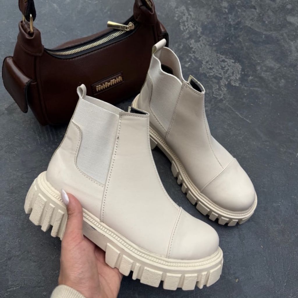 فروش اینترنتی بوت کوتاه ترند کد3