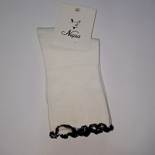 جوراب لبه دار