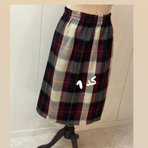 فروش اینترنتی دامن پشمی طرح پاییزه