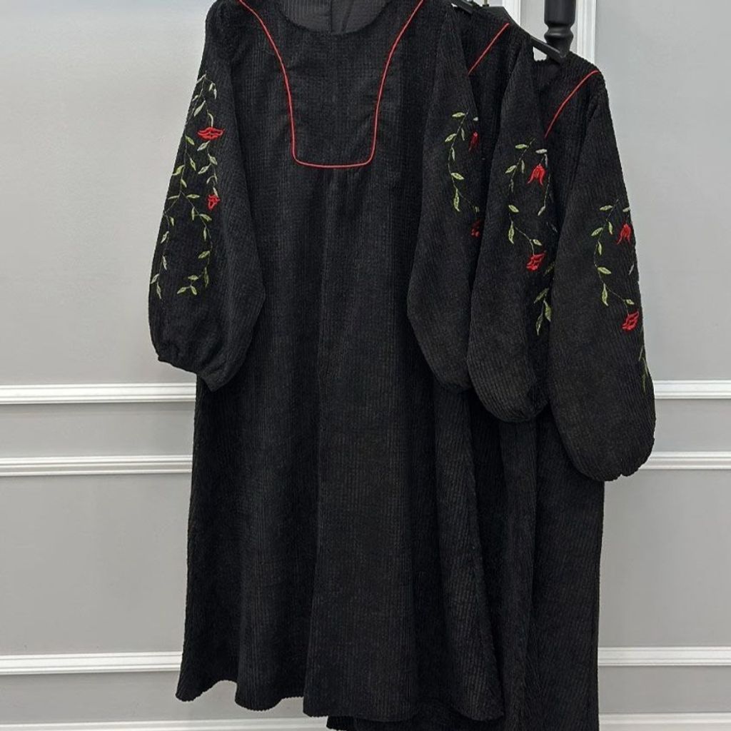 مشخصات کفتان گلدوزی پرنیا