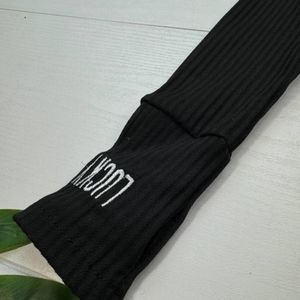 فروش اینترنتی بلوز فینگردار چشمک