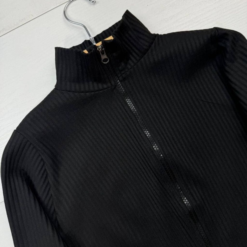 خرید اینترنتی بلوز فینگردار چشمک